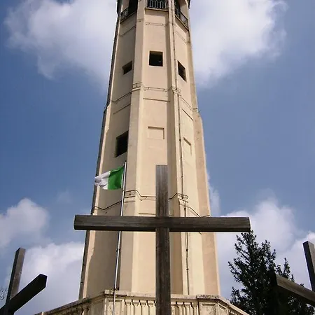 לינה וארוחת בוקר Mirandola ברונאטה